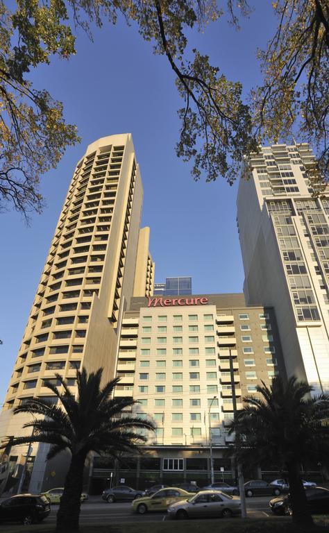 Mercure Melbourne Treasury Gardens Exterior foto