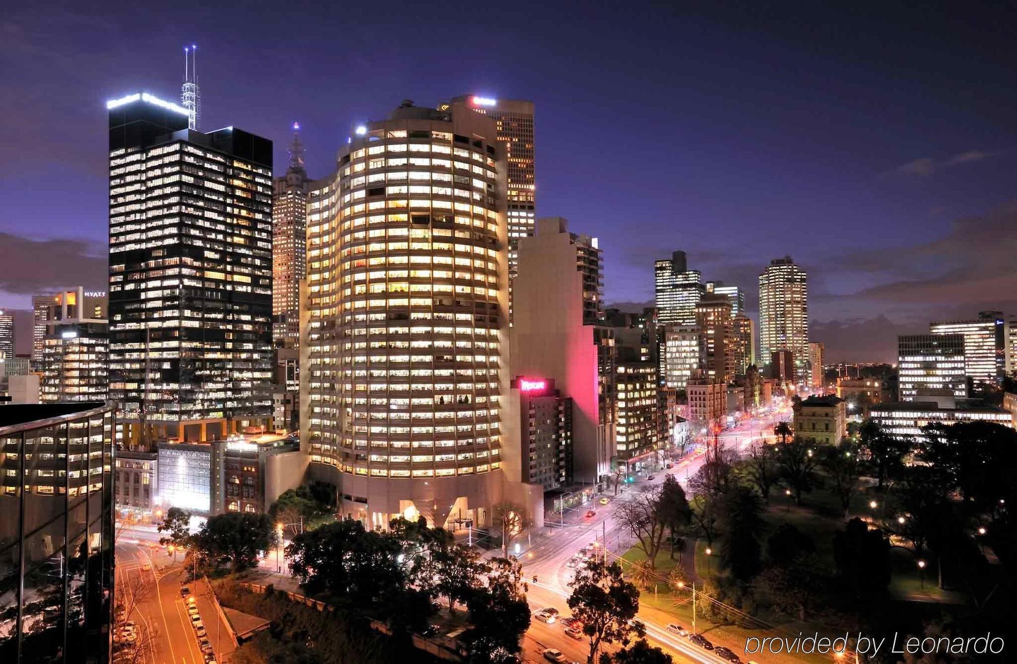 Mercure Melbourne Treasury Gardens Exterior foto