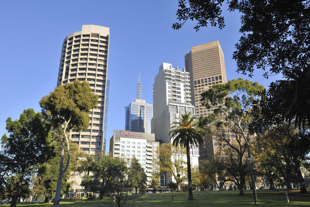 Mercure Melbourne Treasury Gardens Exterior foto