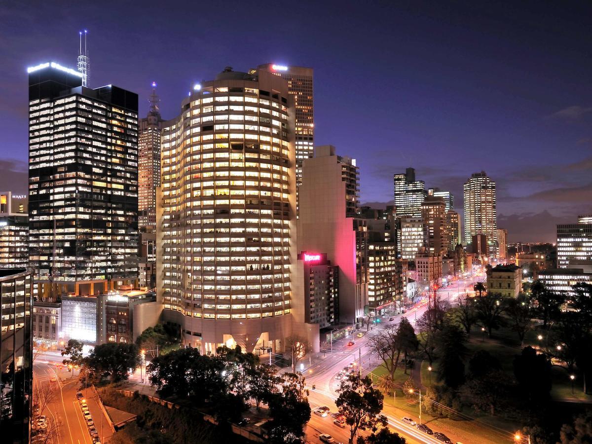 Mercure Melbourne Treasury Gardens Exterior foto